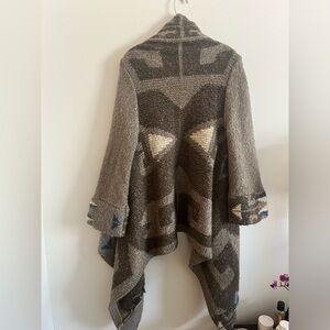 Beautiful thick southwestern sweater wrap